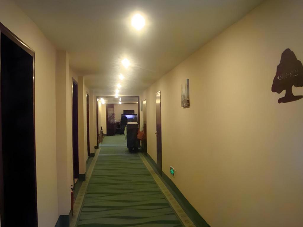 Greentree Inn Beijing Dongcheng District Wangfujin South Luogu Lane Houhai Express Hotel Buitenkant foto